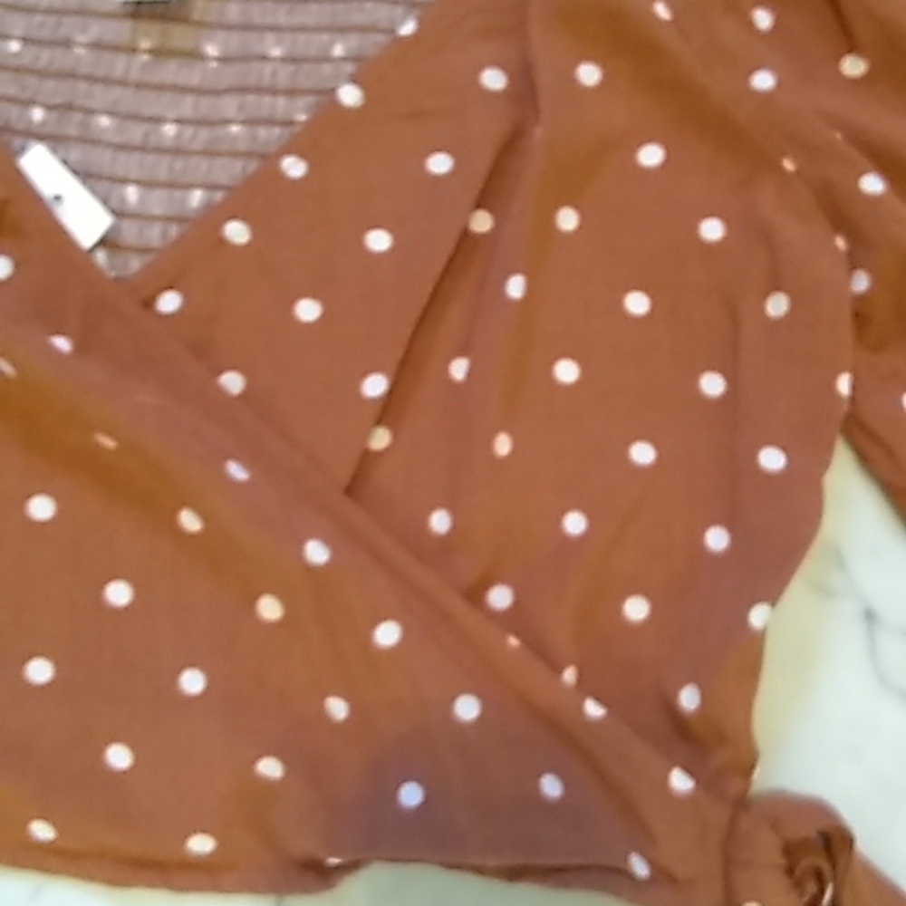Aeropostale tie on long sleeve cropped blouse. - Picture 6 of 11